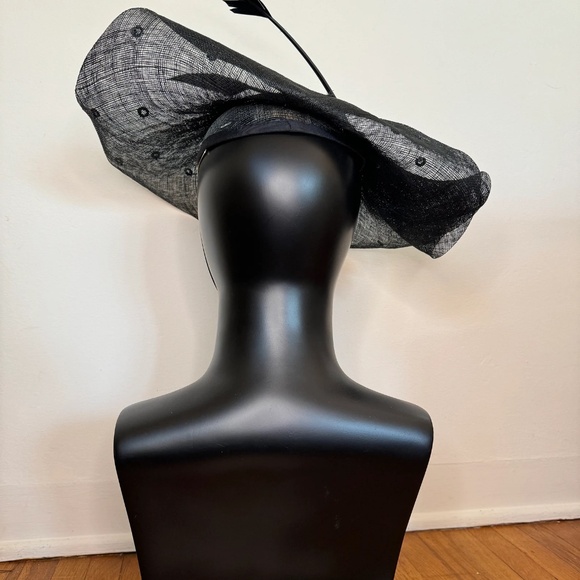 Vintage Ariane Millinery Los Angeles Black Hat Fascinator